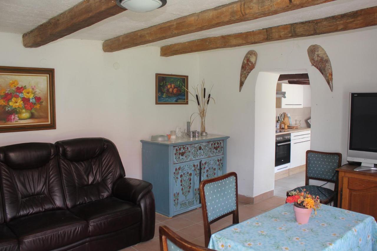 Das Blaue Haus Vendégház - Kovácshida Apartman Kültér fotó